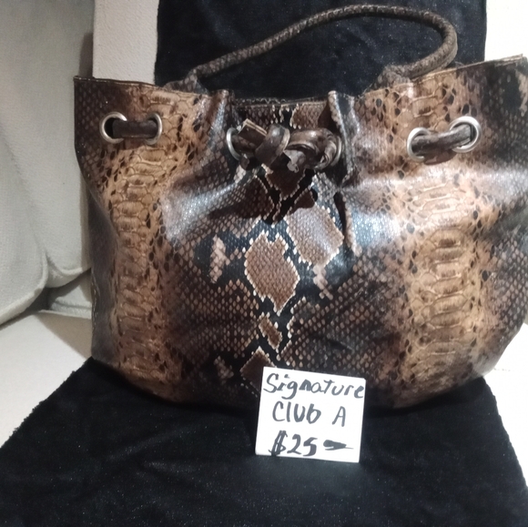 Purses and bags - Picture 13 of 13